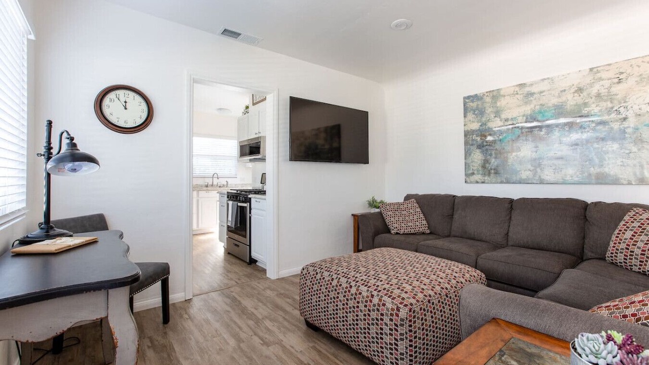 Photo of Livingroom in Vista