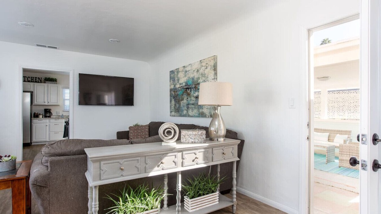Photo of Livingroom in Vista