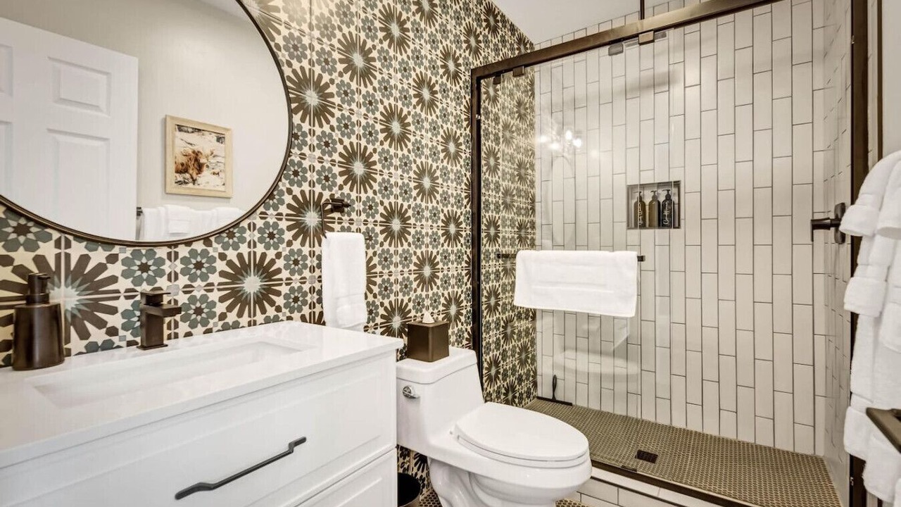 Photo of Bathroom in Vista