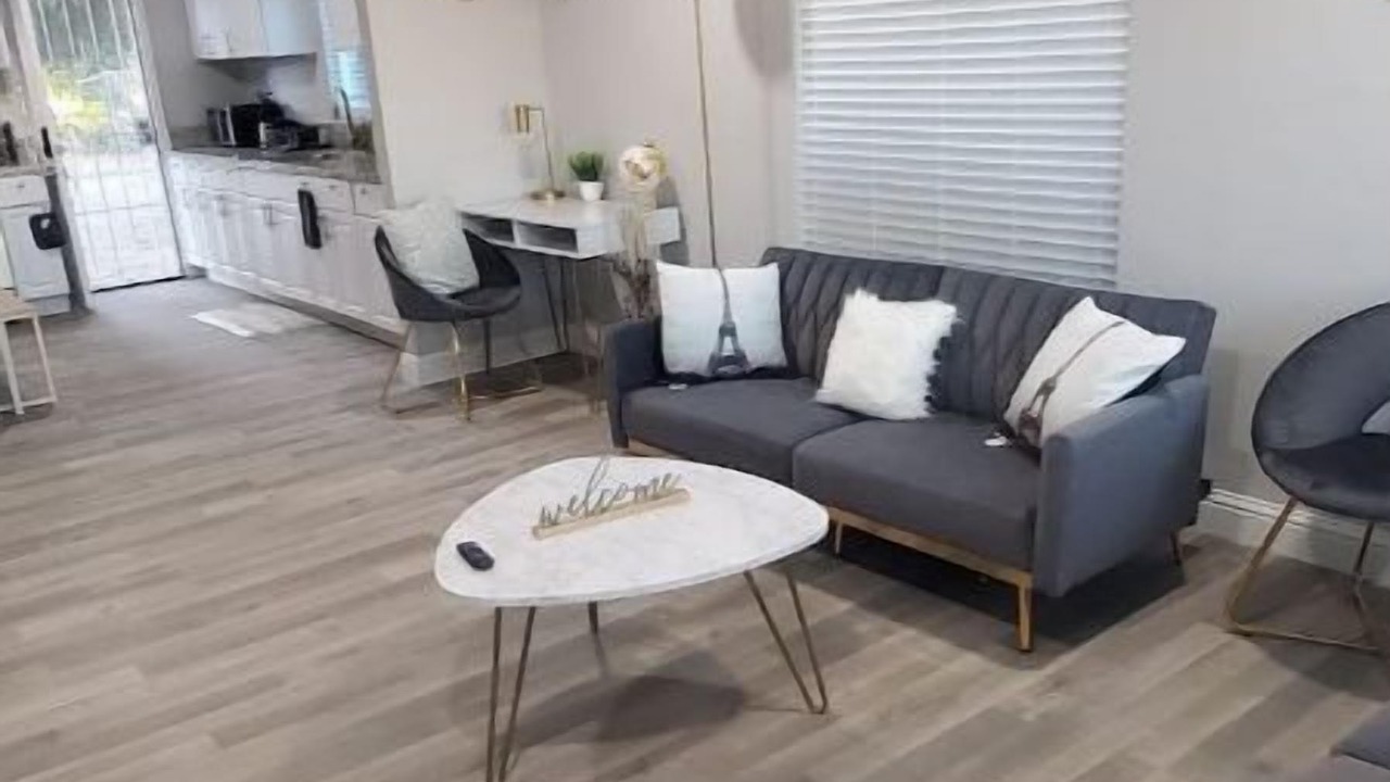 Photo of Livingroom in Oildale