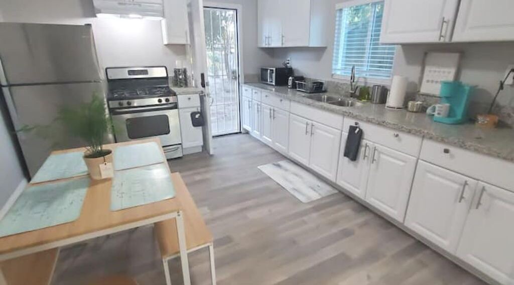 Photo of Kitchen in Oildale