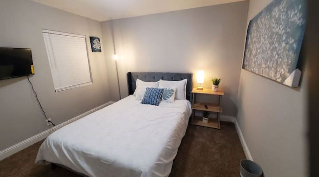 Photo of Bedroom in Oildale