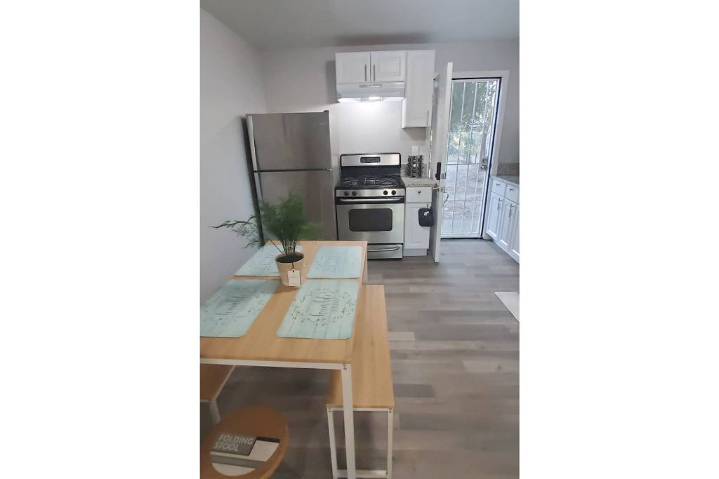 Photo of Kitchen in Oildale