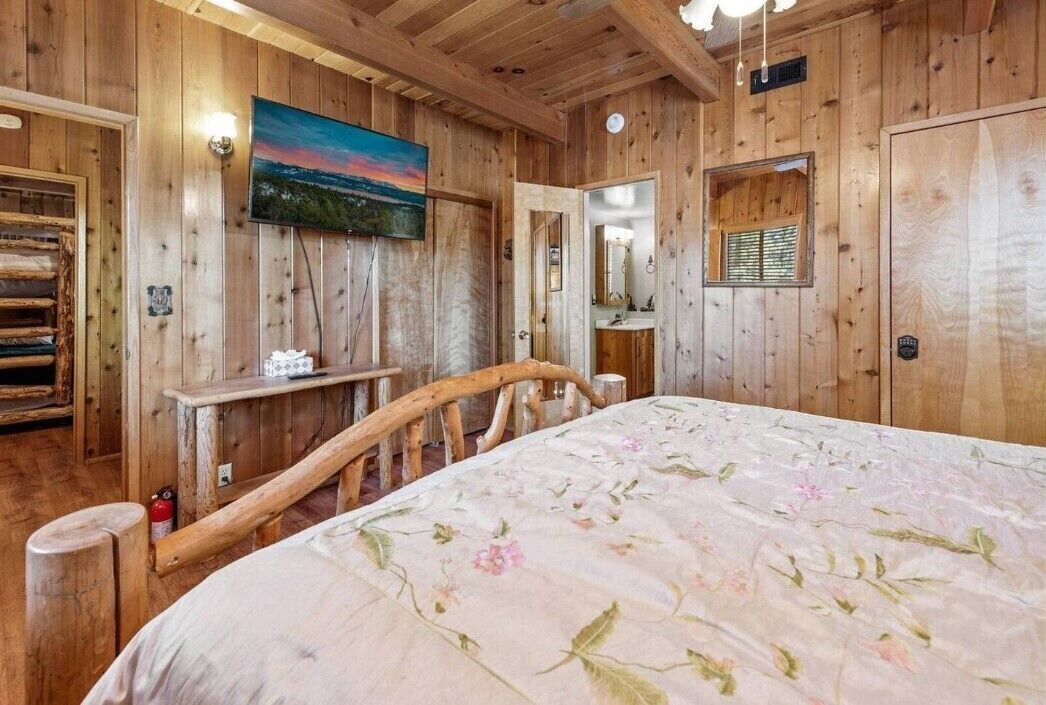 Photo of Bedroom in Whispering Forest