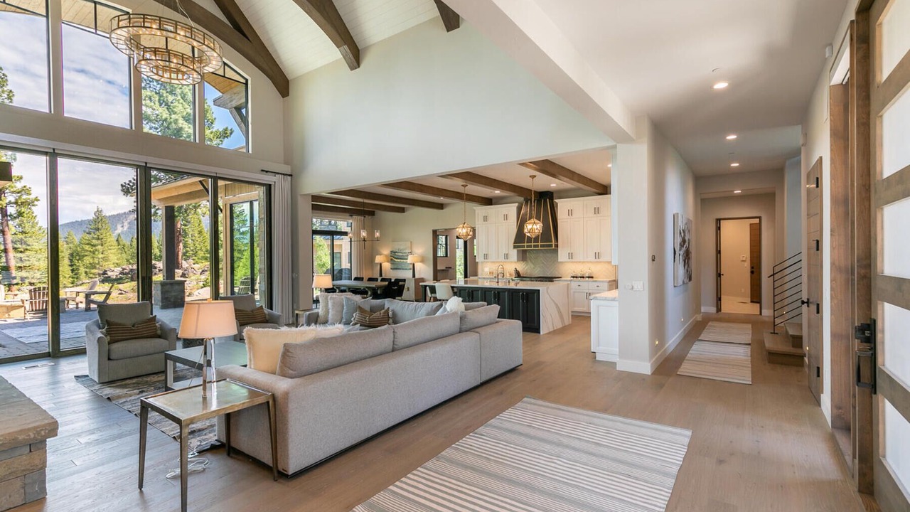 Photo of Bedroom in Ponderosa Palisades