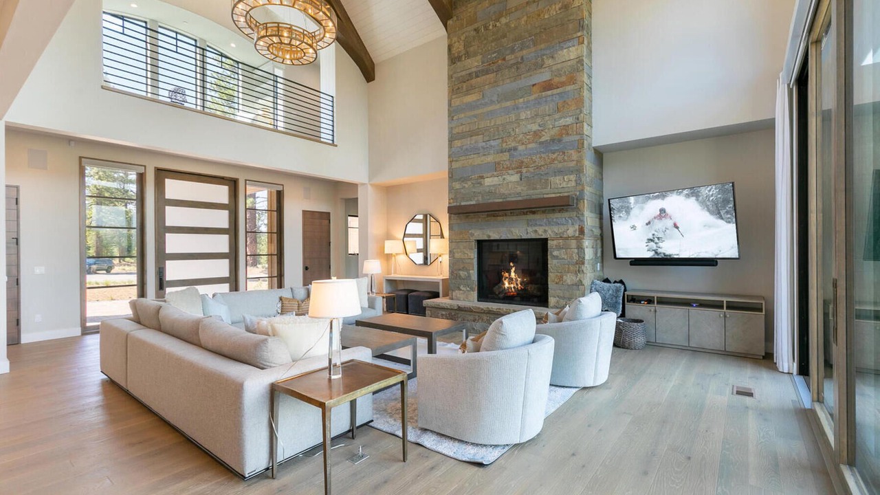 Photo of Livingroom in Ponderosa Palisades