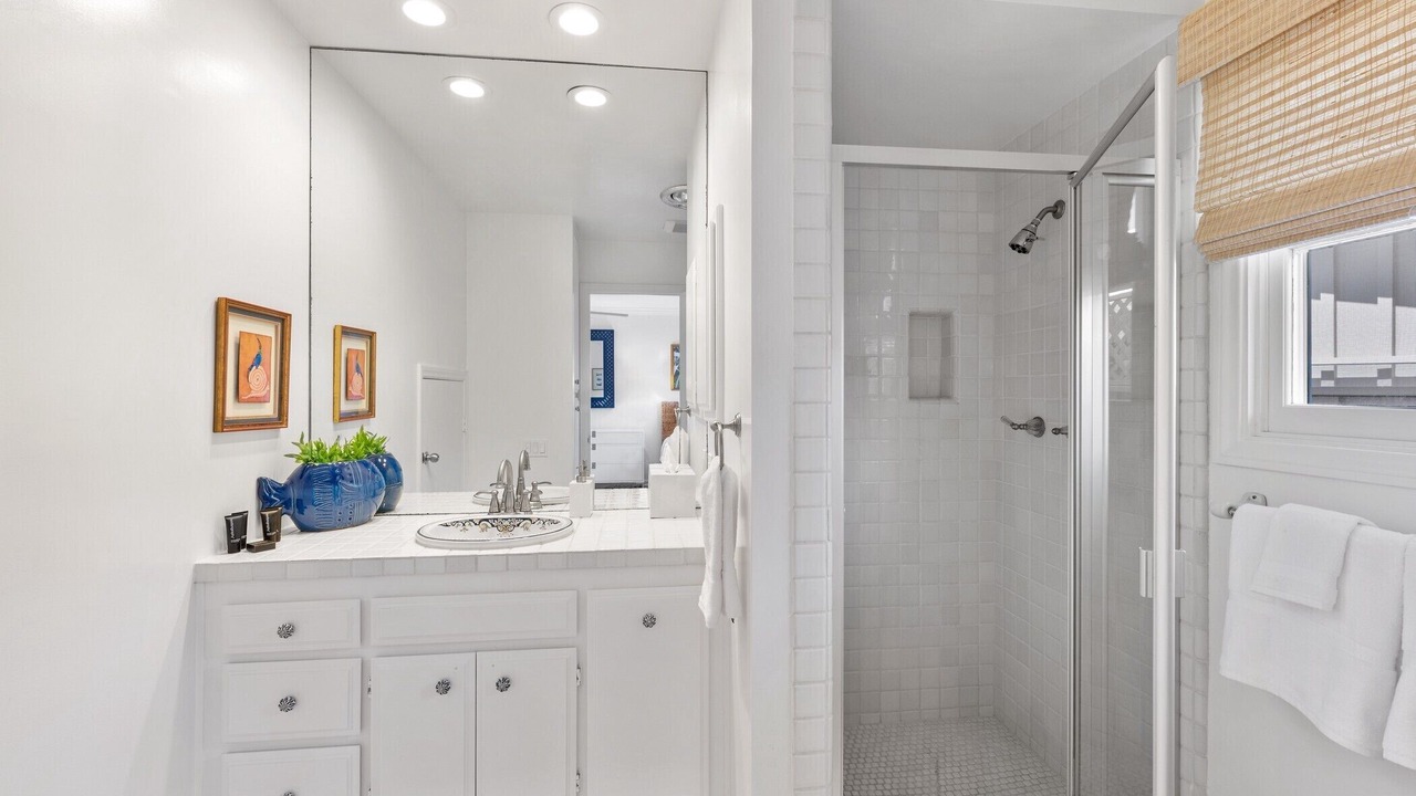 Photo of Bathroom in La Jolla Shores