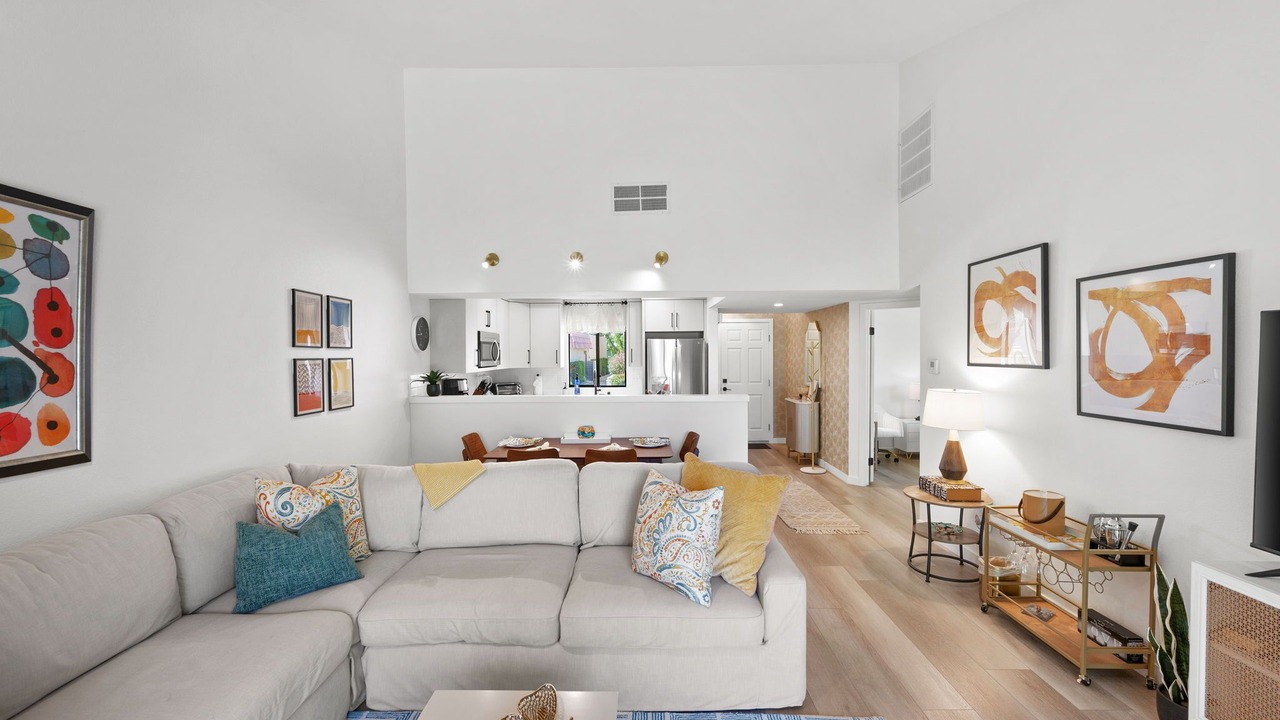 Photo of Livingroom in Palm Desert