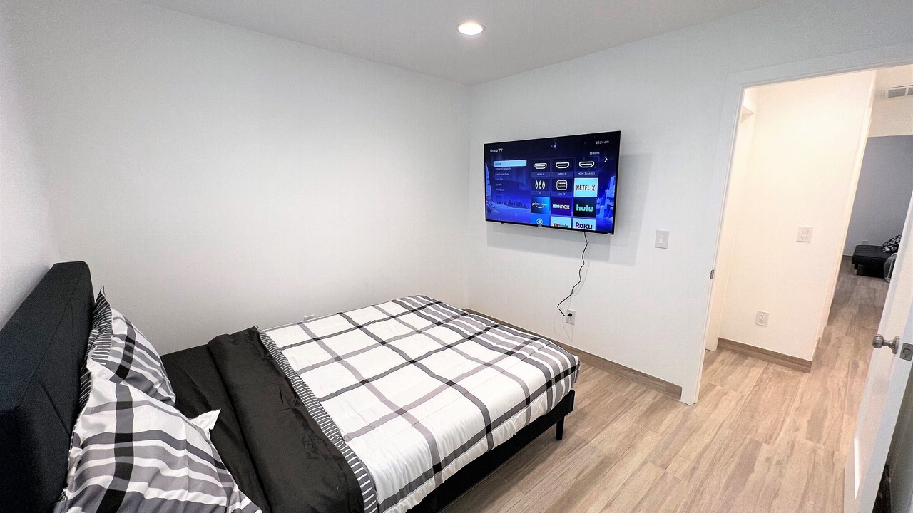 Photo of Bedroom in Santa Ana