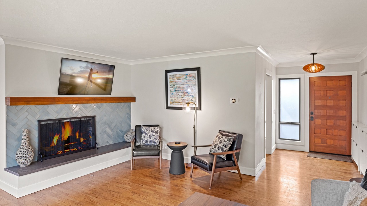 Photo of Livingroom in Carmel