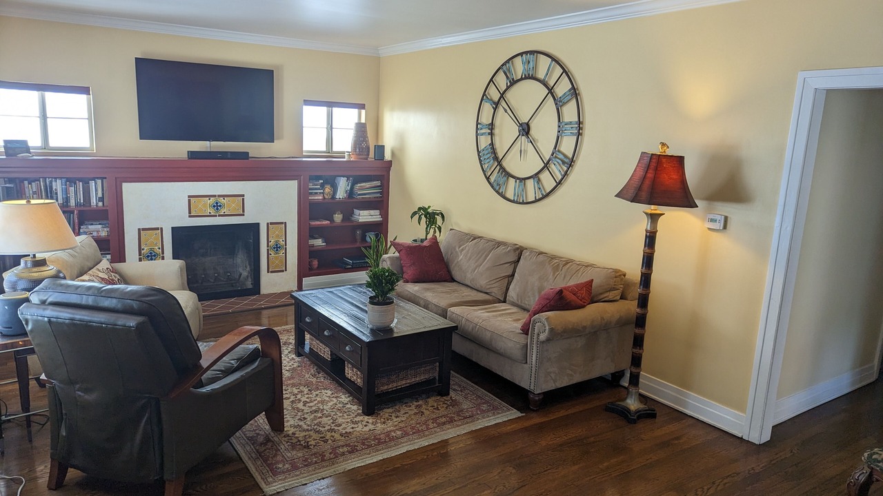 Photo of Livingroom in Old Town