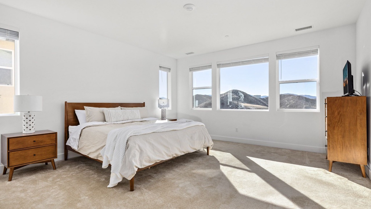 Photo of Bedroom in Santa Clarita