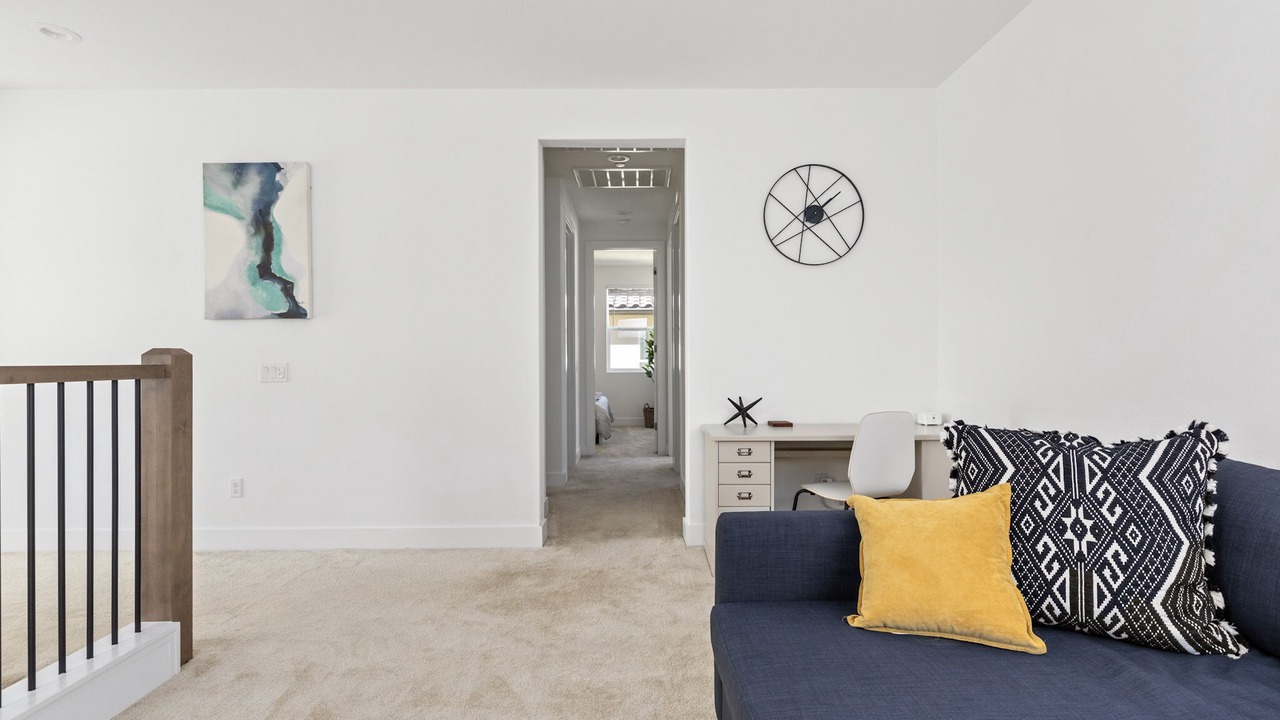 Photo of Livingroom in Santa Clarita