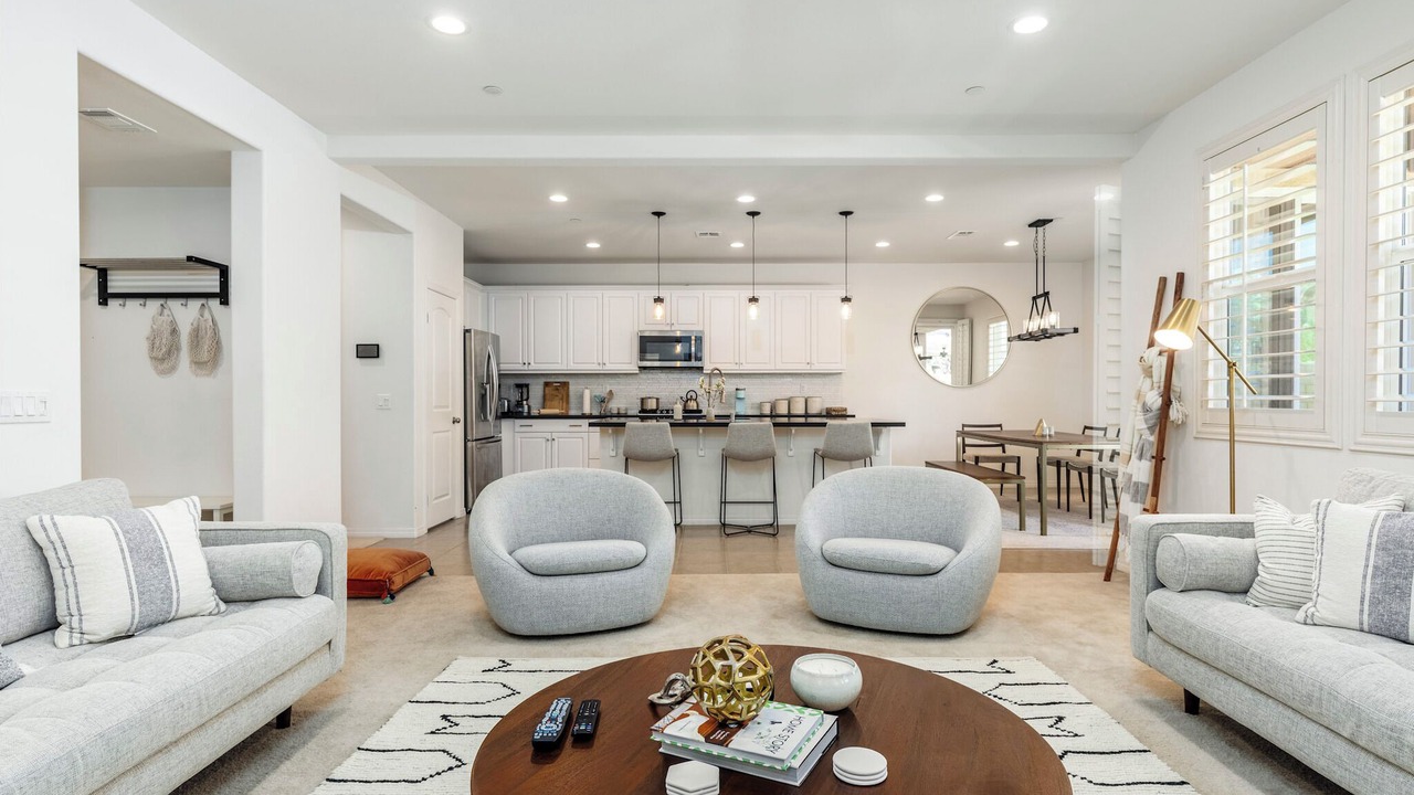 Photo of Livingroom in Santa Clarita