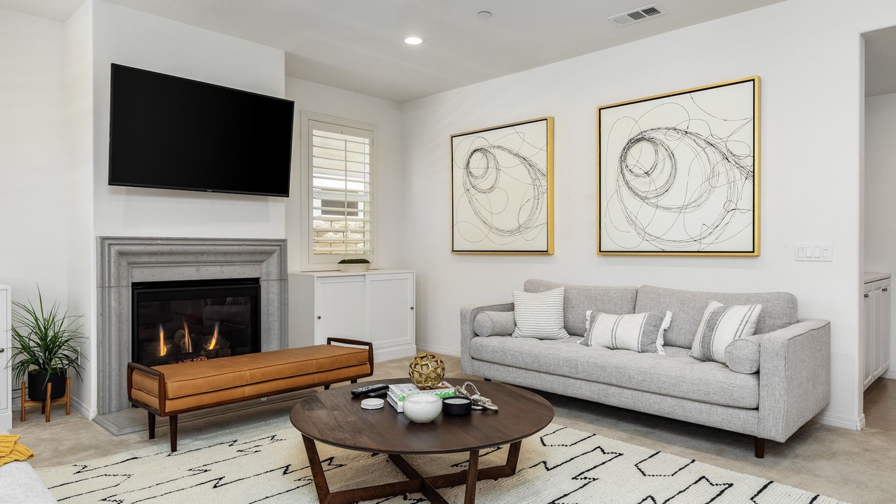 Photo of Livingroom in Santa Clarita