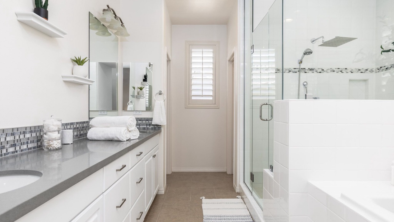 Photo of Bathroom in Santa Clarita