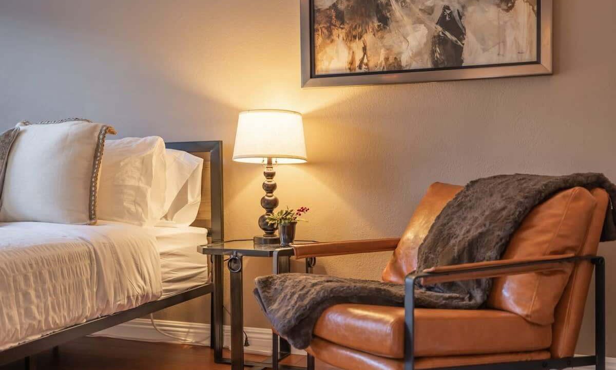 Photo of Bedroom in Northwest Anaheim