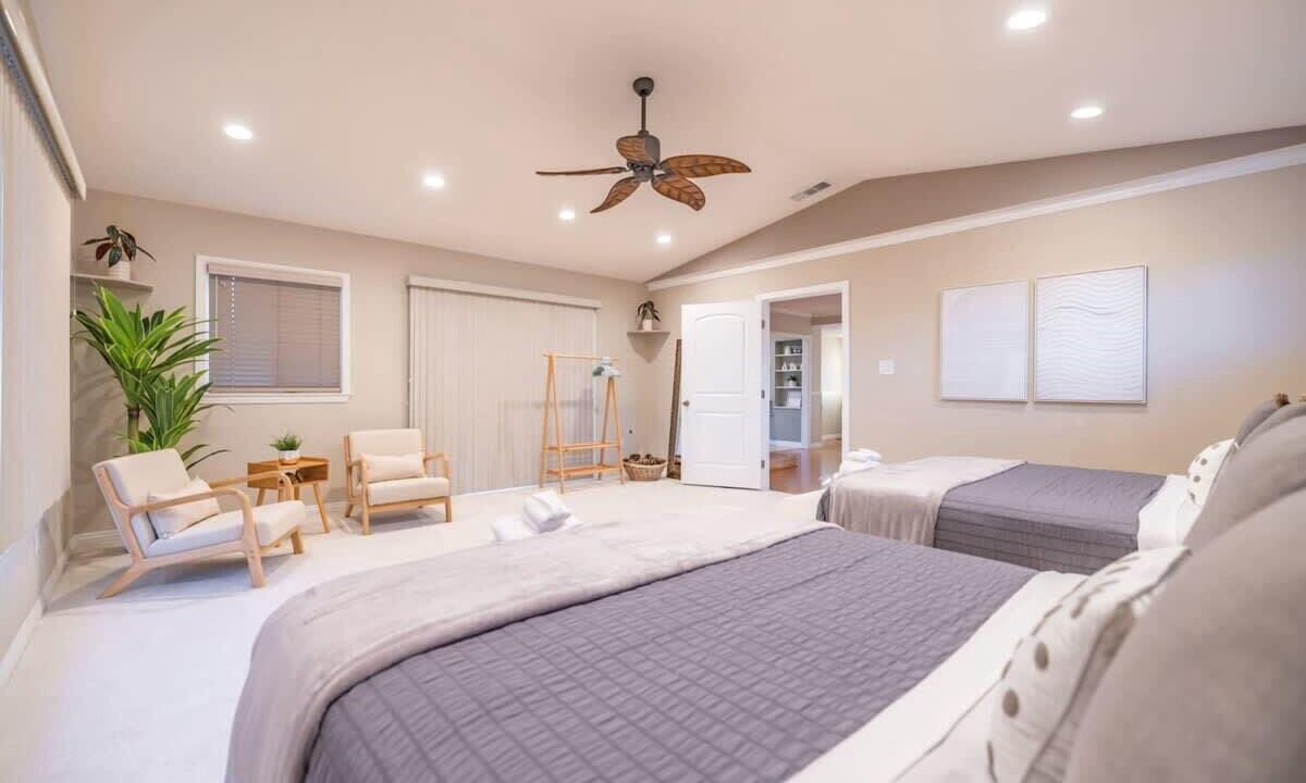 Photo of Bedroom in Northwest Anaheim