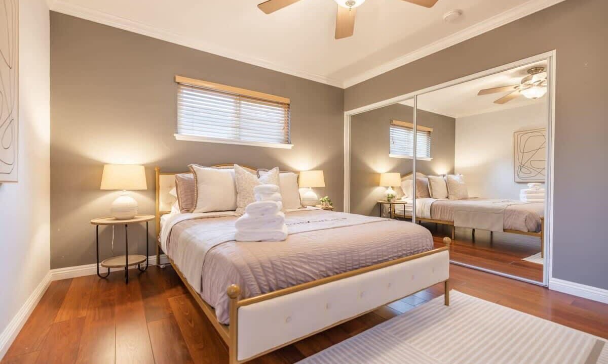 Photo of Bedroom in Northwest Anaheim