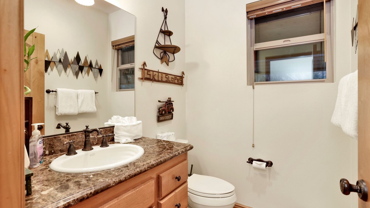 Photo of Bathroom in Summit Estates