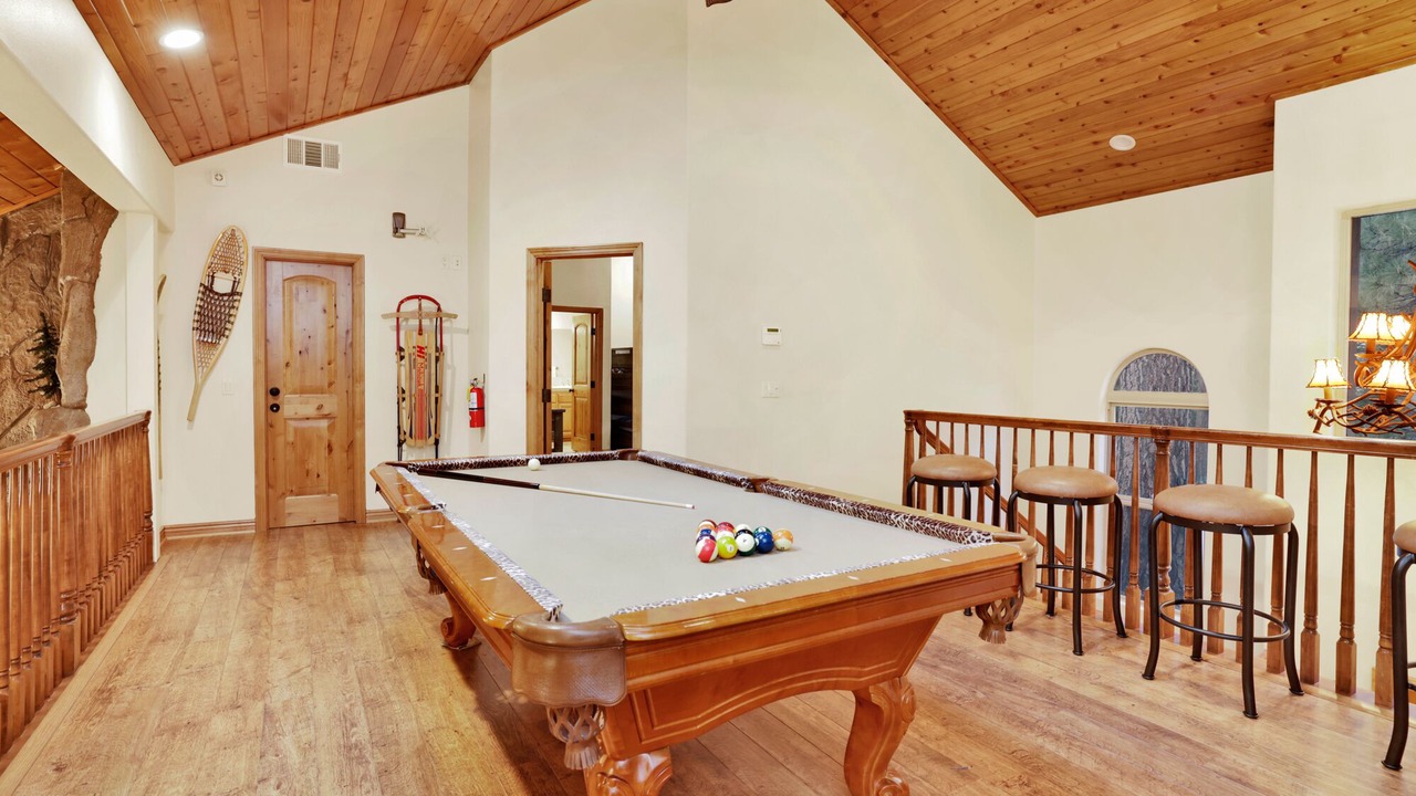 Photo of Bedroom in Summit Estates