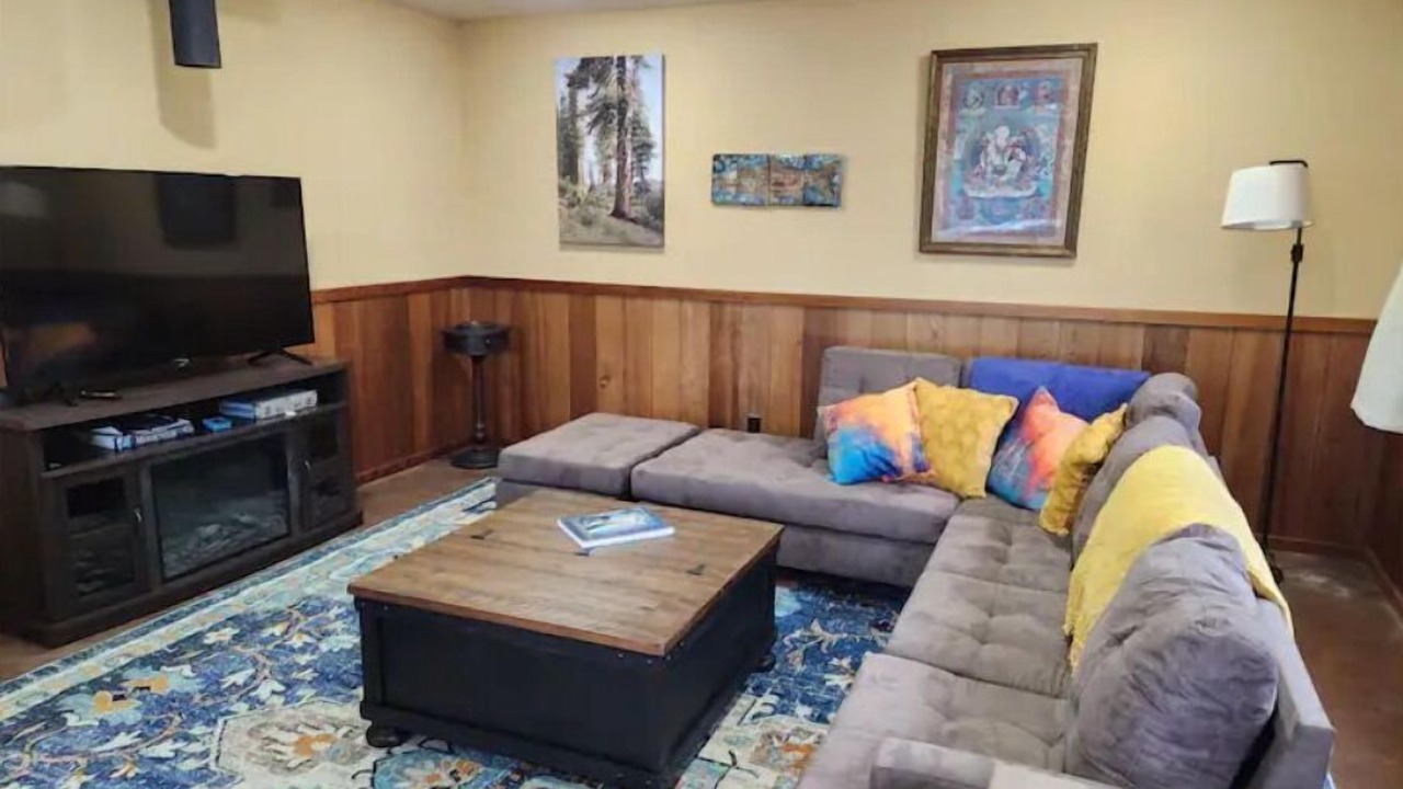 Photo of Bedroom in Gualala