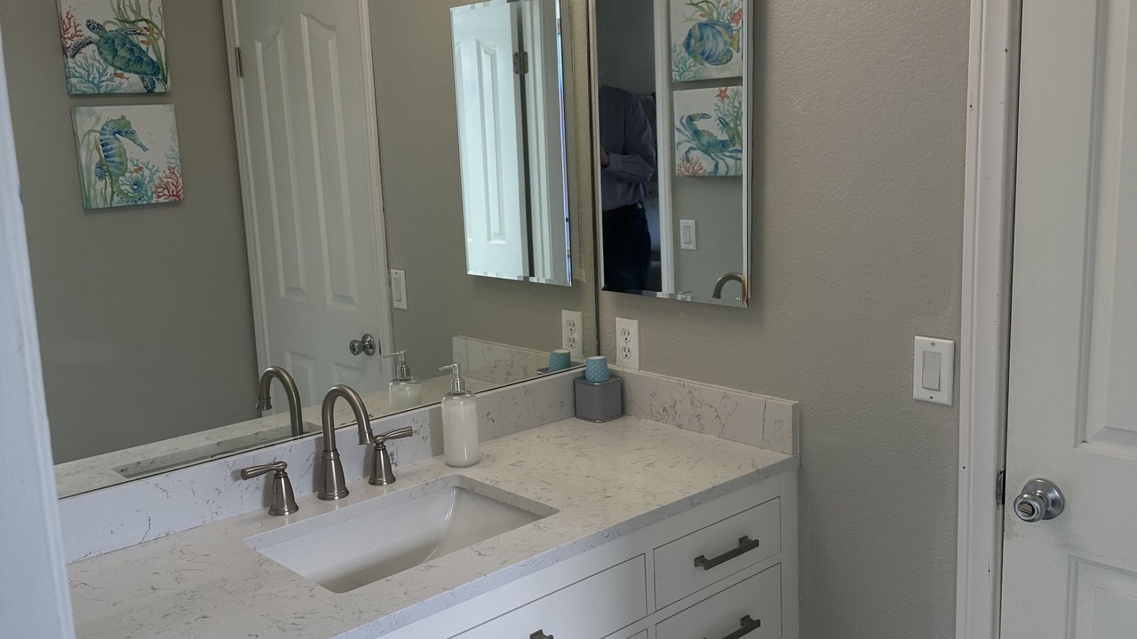 Photo of Bathroom in East Canyon