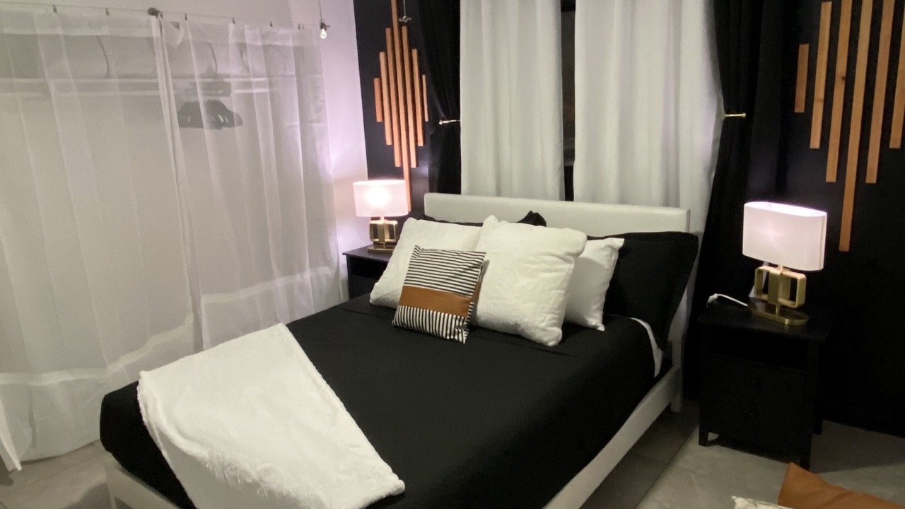 Photo of Bedroom in Lynwood