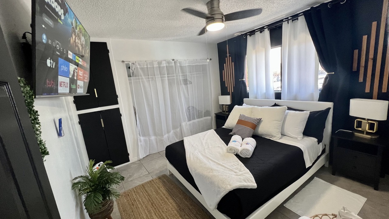 Photo of Bedroom in Lynwood