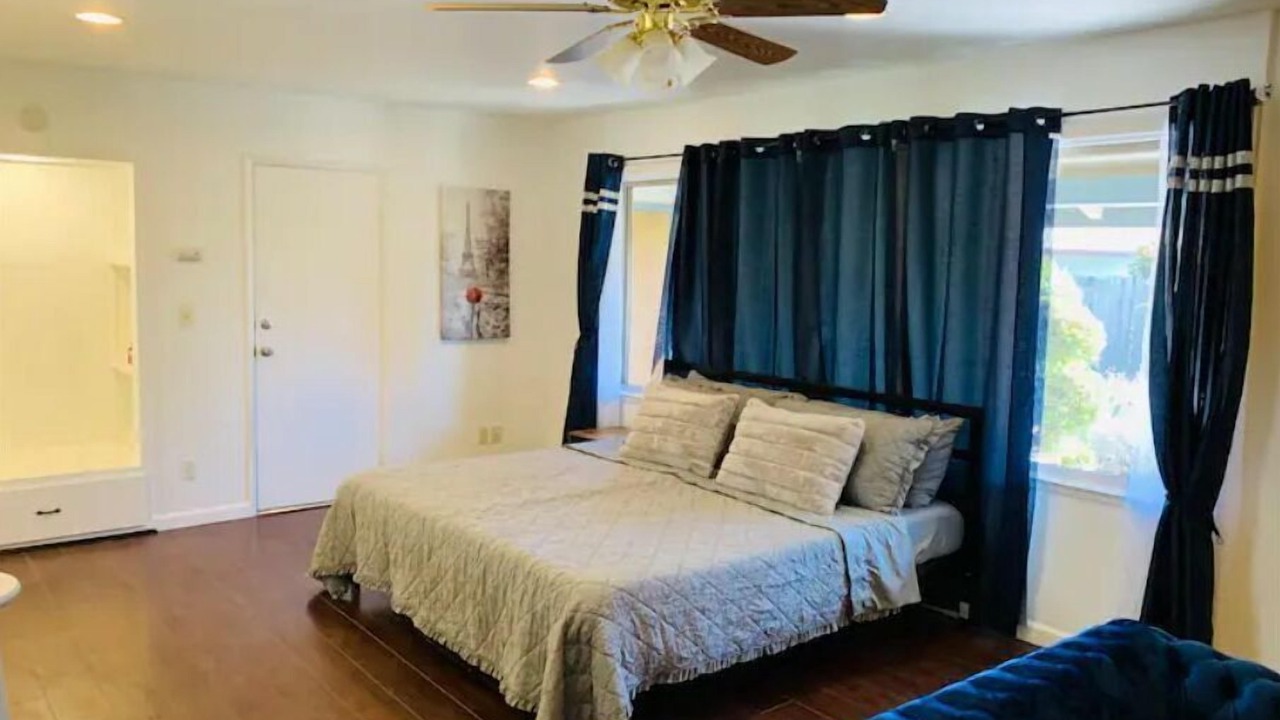 Photo of Bedroom in Castro Valley
