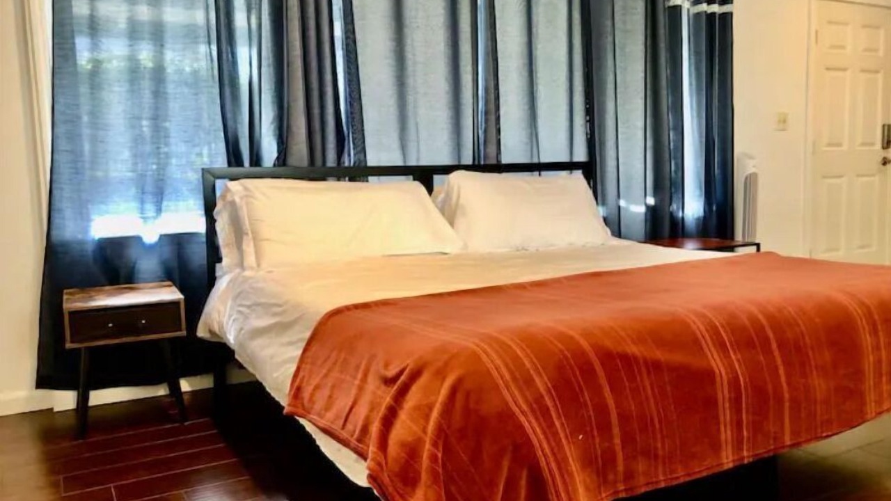 Photo of Bedroom in Castro Valley