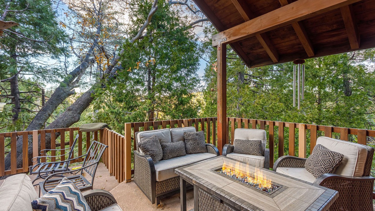 Photo of Outdoor in Crestline