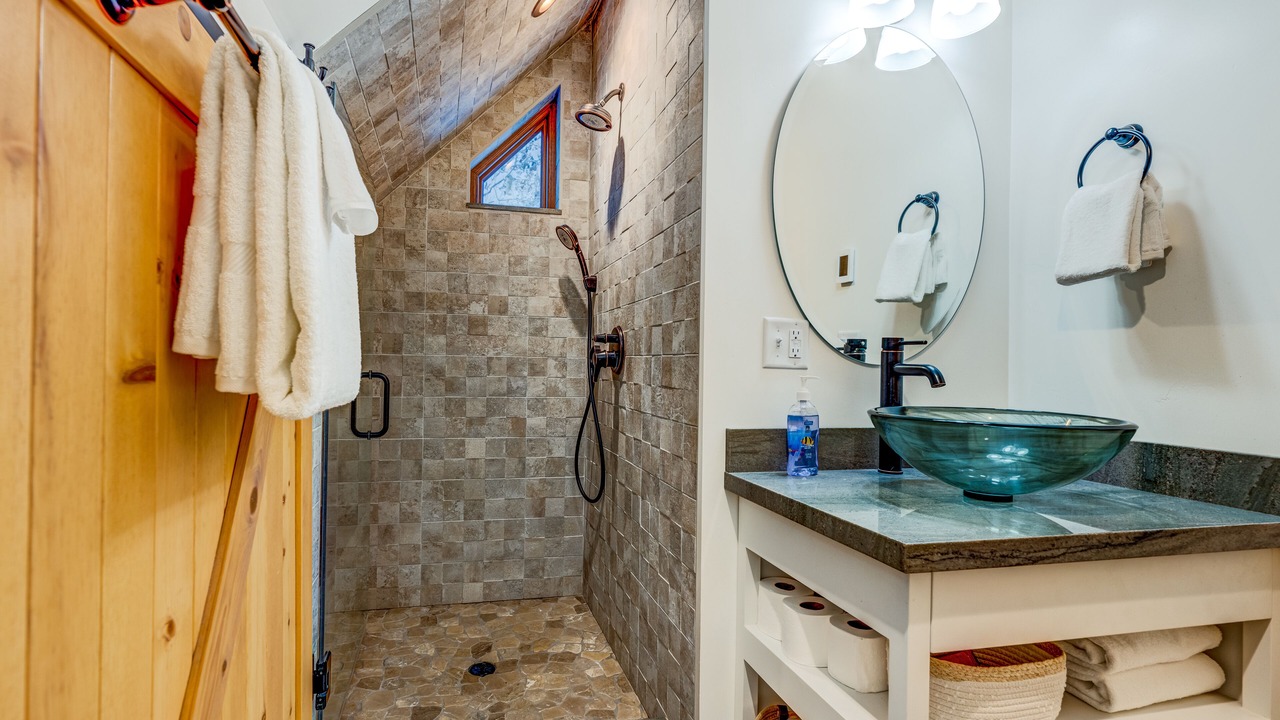 Photo of Bathroom in Tahoe Pines