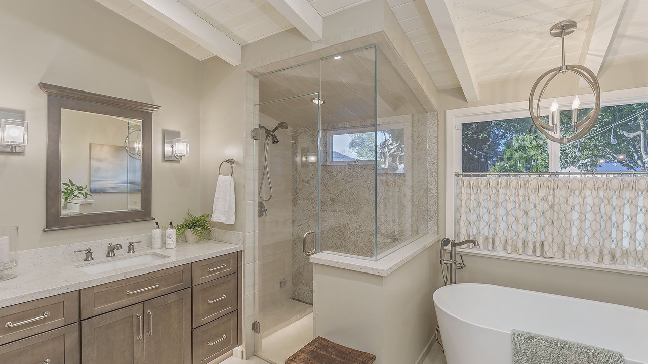 Photo of Bathroom in Mission Fields