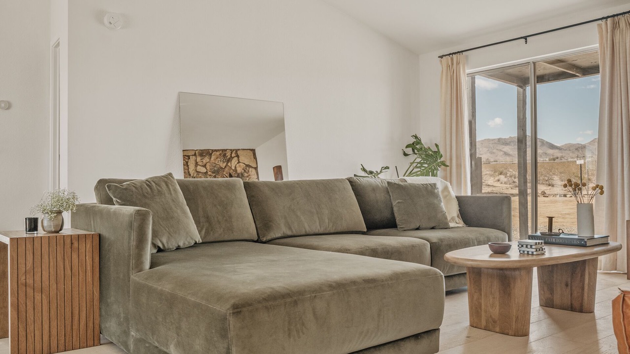 Photo of Livingroom in Landers