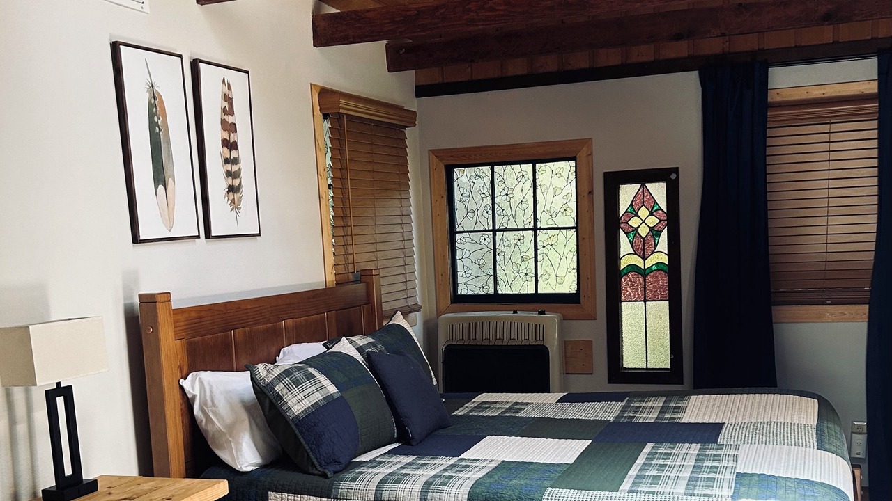 Photo of Bedroom in Palomar Mountain