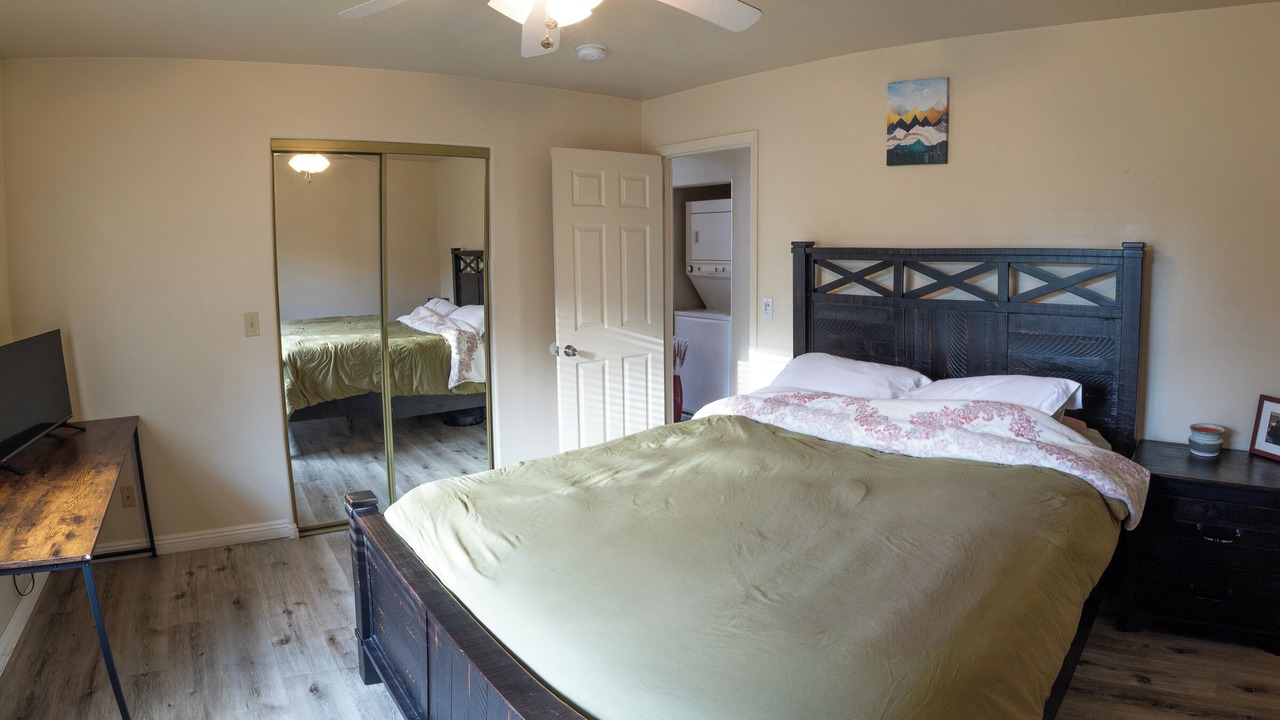 Photo of Bedroom in Frazier Park