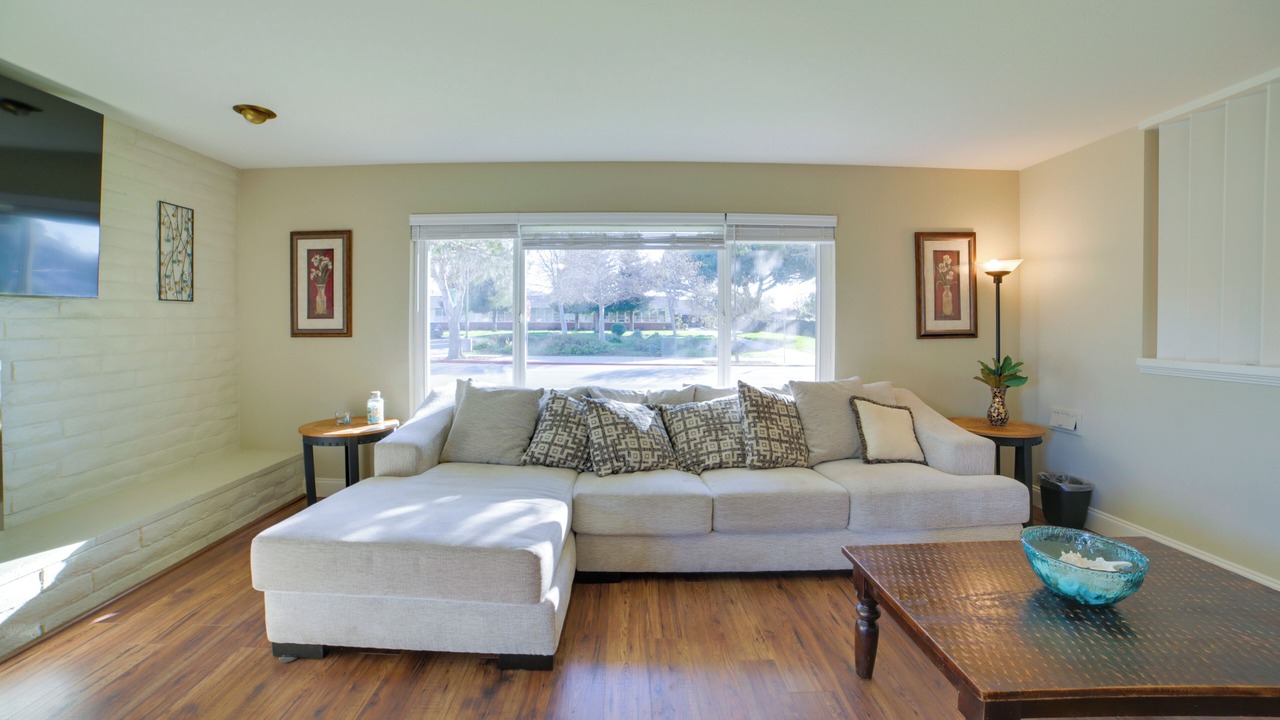Photo of Livingroom in Salinas