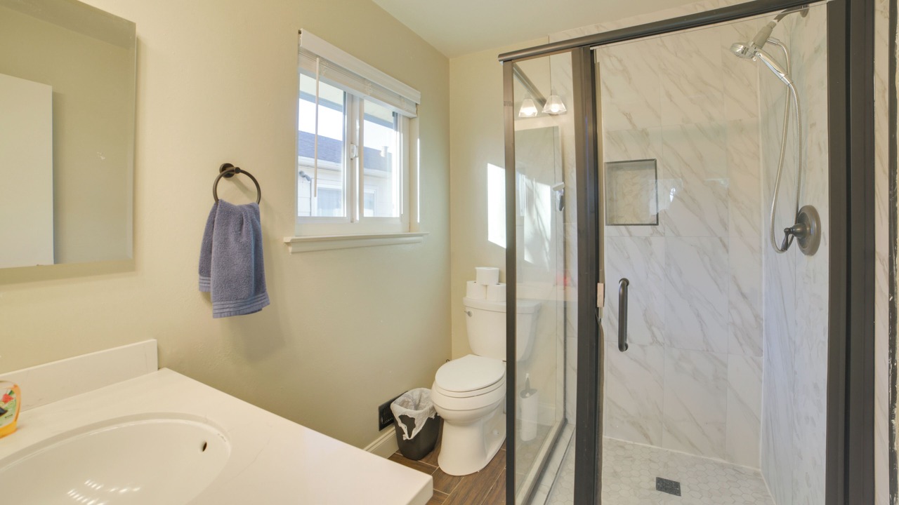 Photo of Bathroom in Salinas