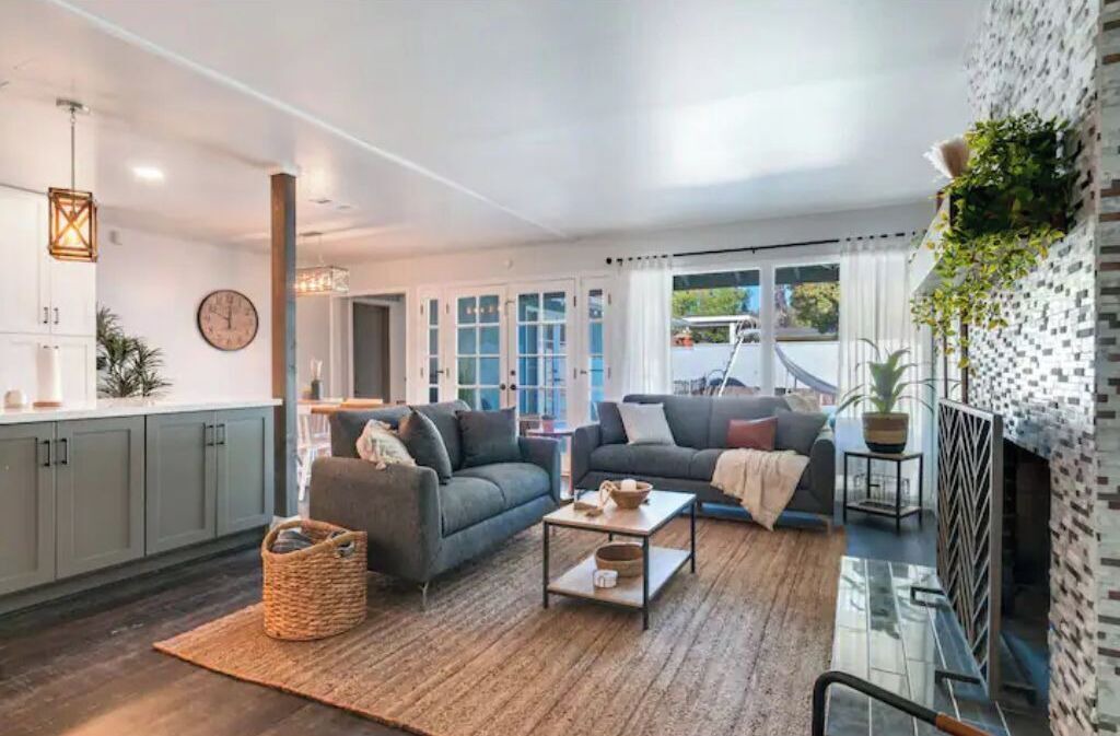 Photo of Livingroom in Riverside