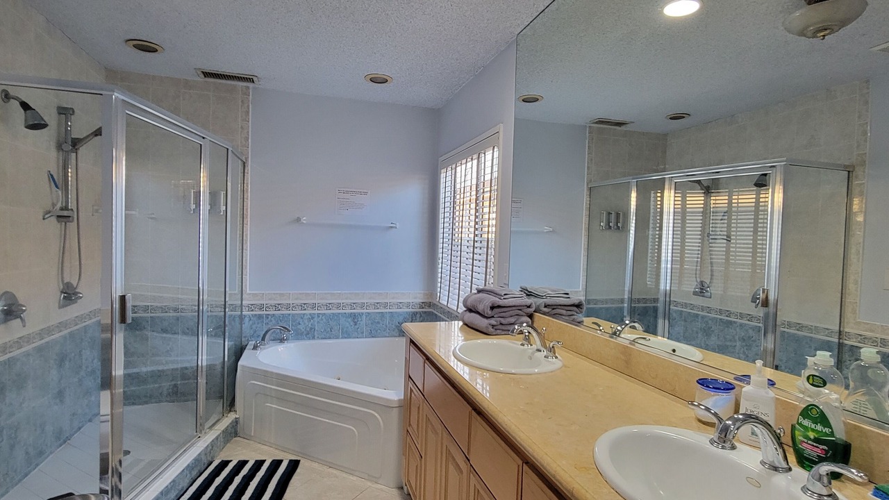 Photo of Bathroom in Alhambra