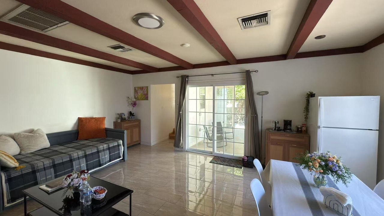 Photo of Livingroom in Alhambra