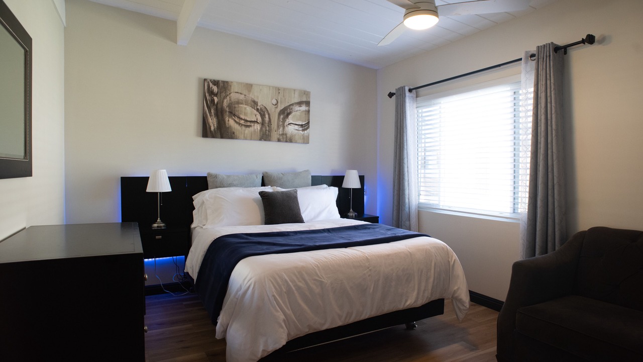Photo of Bedroom in Mid-Wilshire