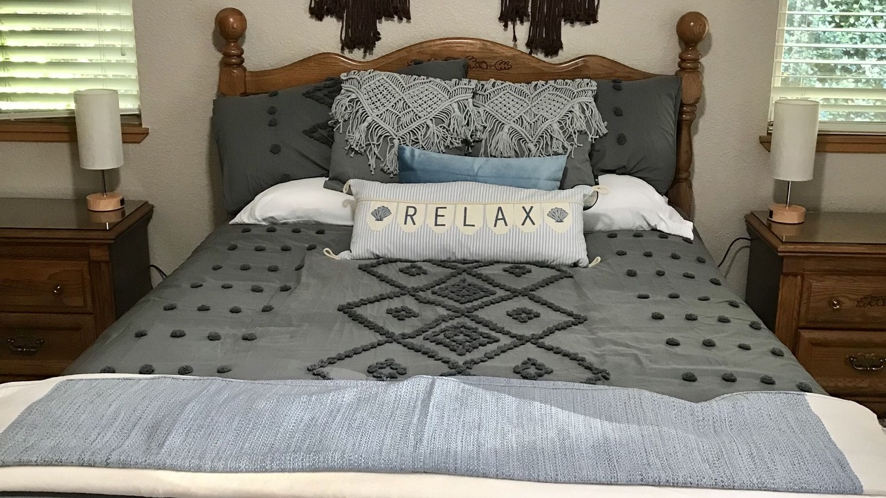 Photo of Bedroom in McKinleyville