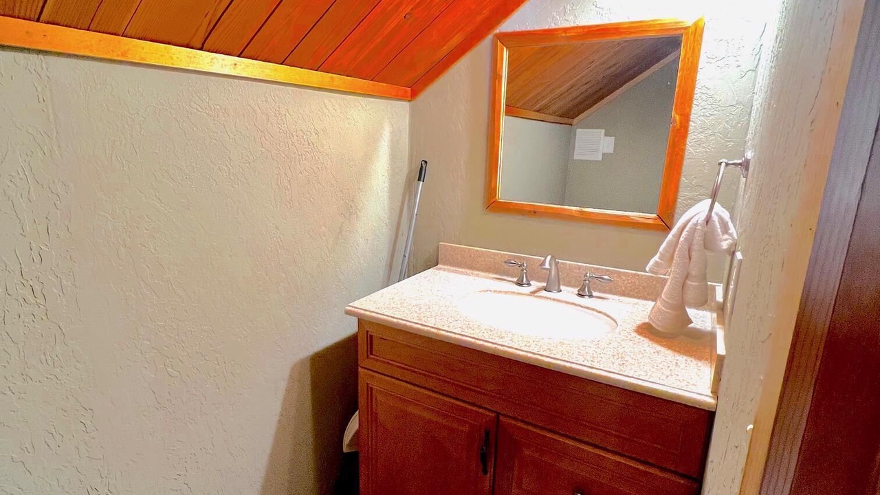 Photo of Bathroom in Tahoe Keys