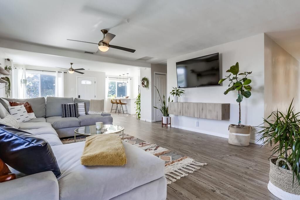 Photo of Livingroom in Linda Vista