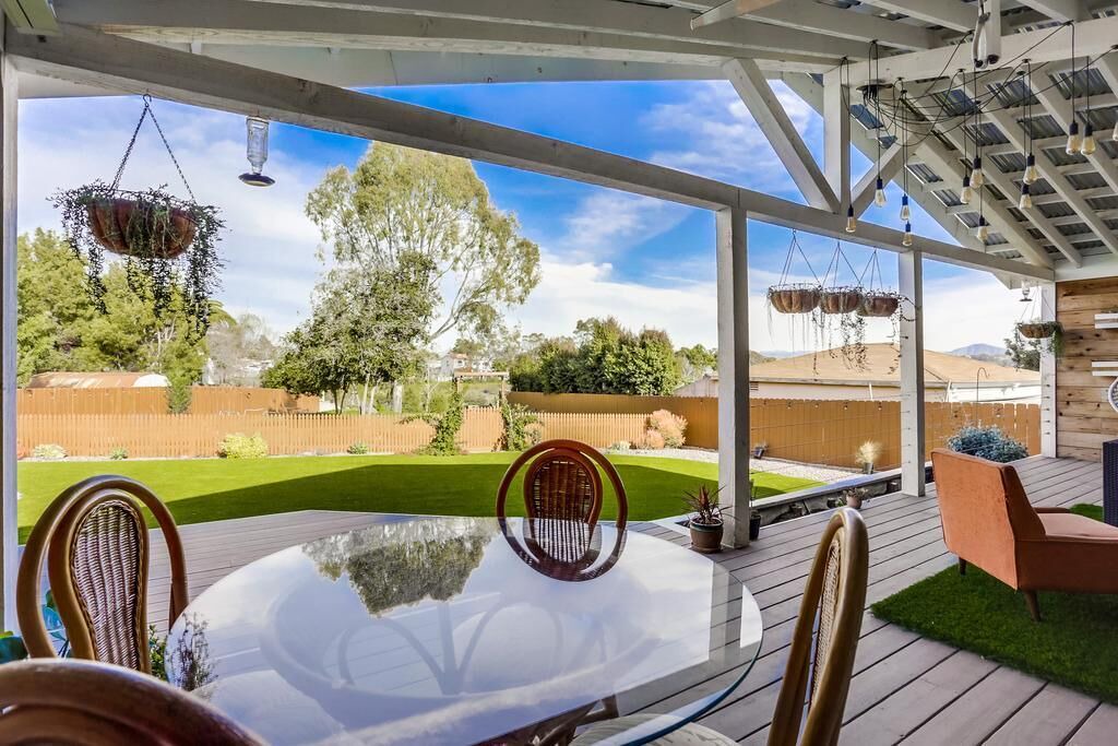 Photo of Outdoor in Linda Vista