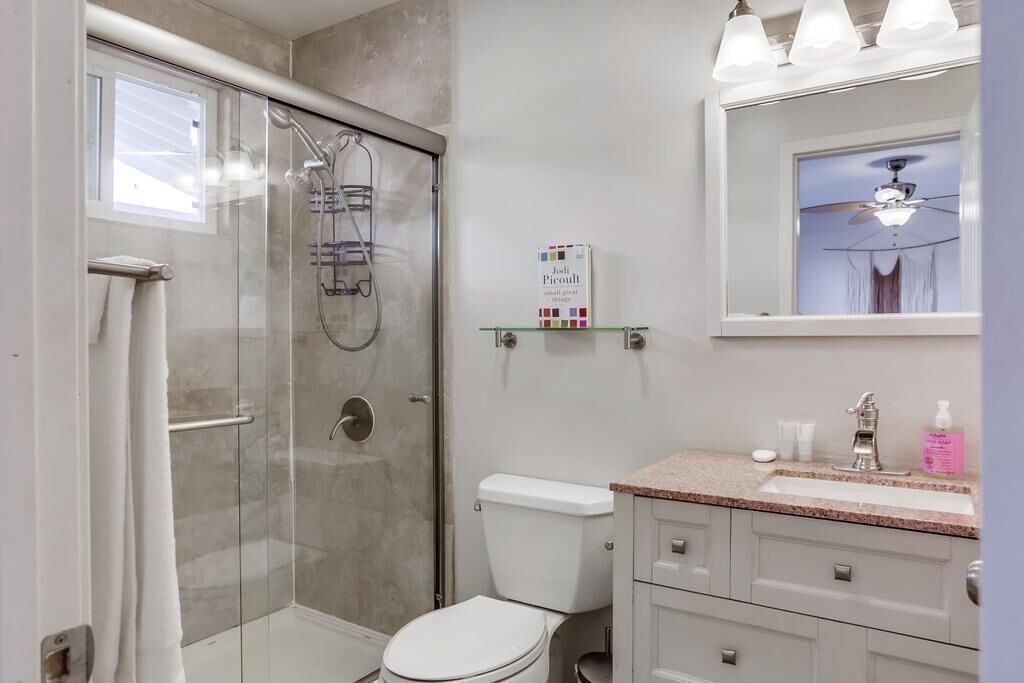 Photo of Bathroom in Linda Vista