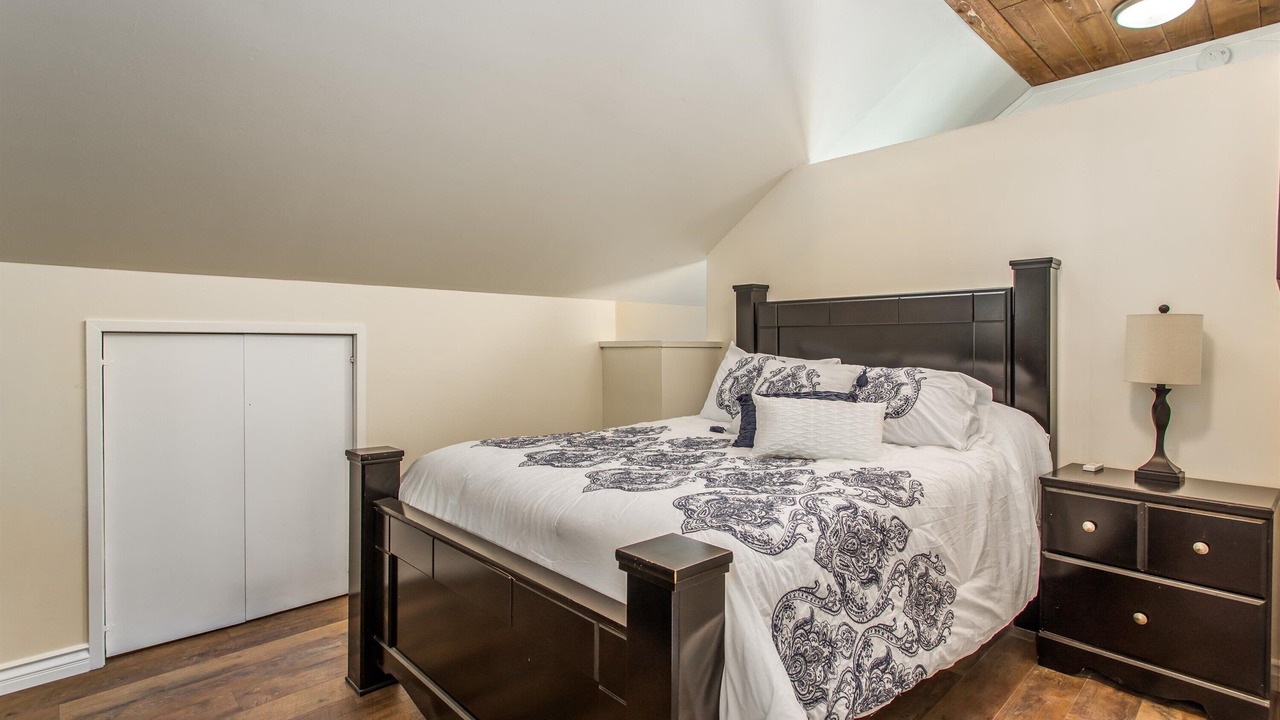 Photo of Bedroom in Mentone