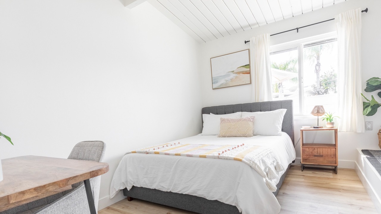 Photo of Bedroom in Fullerton